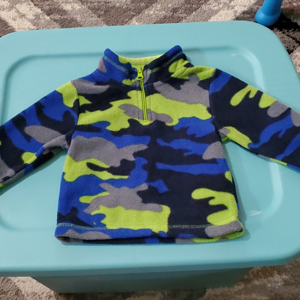 Fleece sweater
